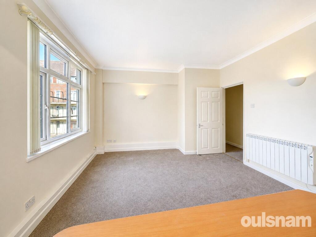 Apartment in Wychavon, Droitwich Spa - More