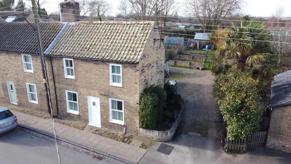 2-bed house on Main Street, Little Downham, Ely, Cambridgeshire, £250,000