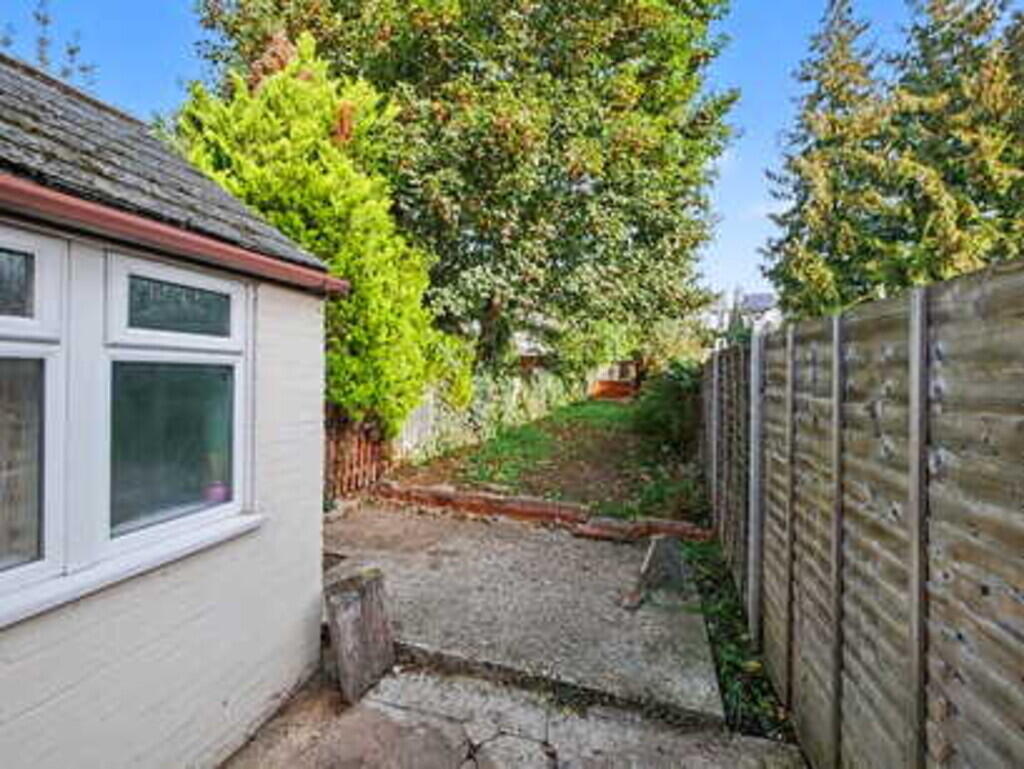 Bramford Road, Ipswich, Suffolk, IP1 photo 3