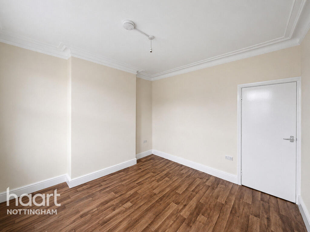 House in Nottingham, Sneinton - View 2