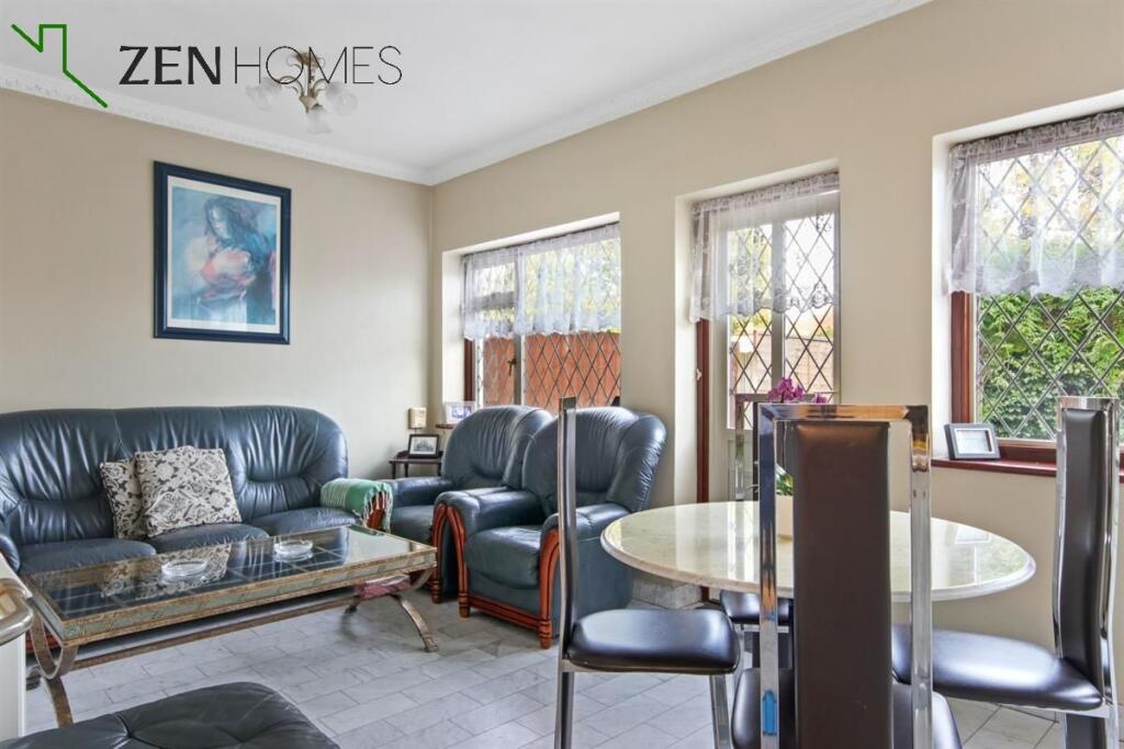 House in London - View 5