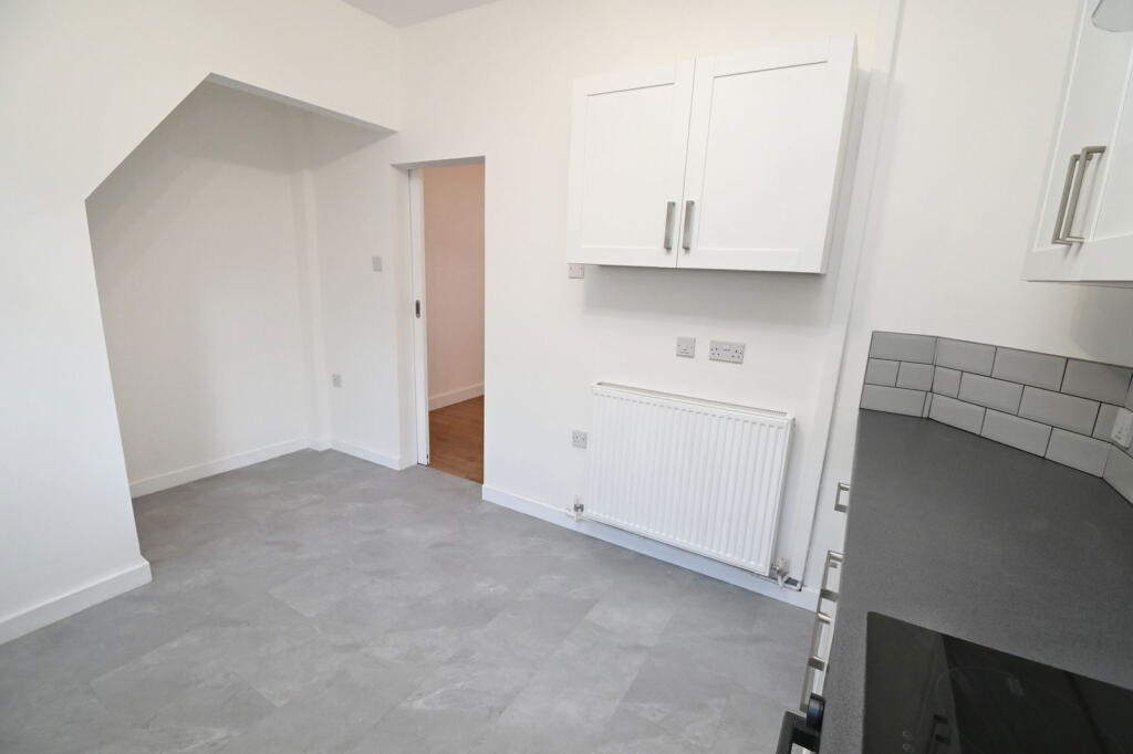 Hibbert Terrace, Barnsley, S70 4JE - View 4