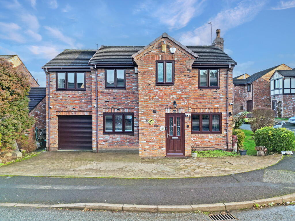 4-bed detached on Greg Avenue, Bollington, £550,000