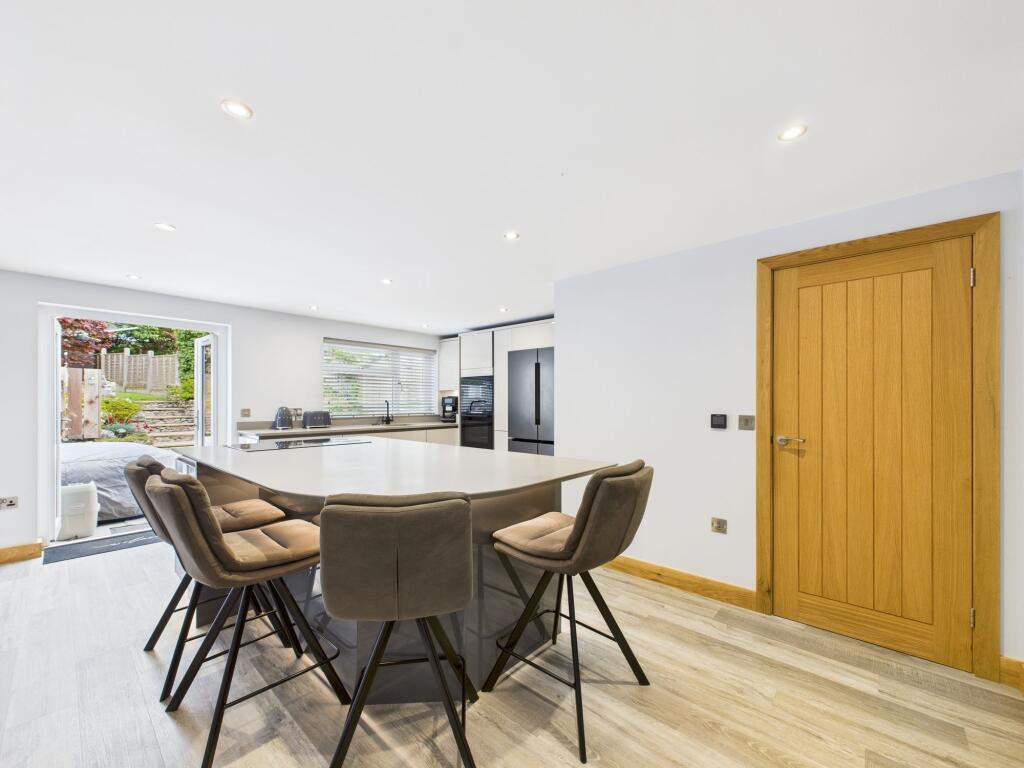 Grasmere Crescent, Kendal, LA9 photo 3