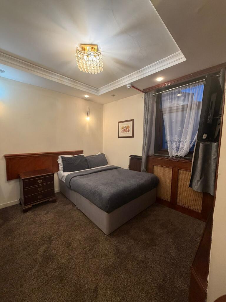 Main image of property: Great West Road, Isleworth