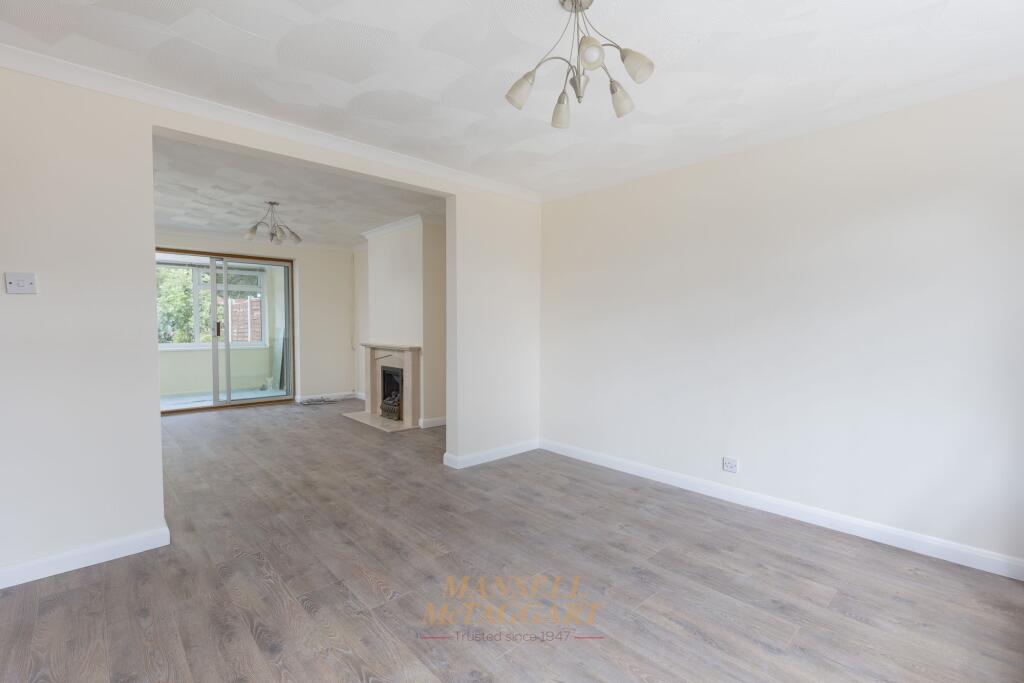 St. Marys Drive, Crawley, RH10 - View 3