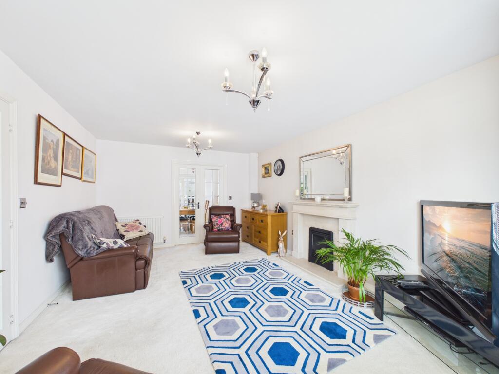 House in Derby, Spondon - More
