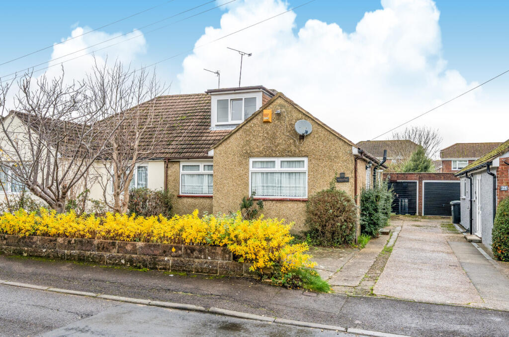 Main image of property: Forest Close, Waltham Chase, Southampton, Hampshire, SO32
