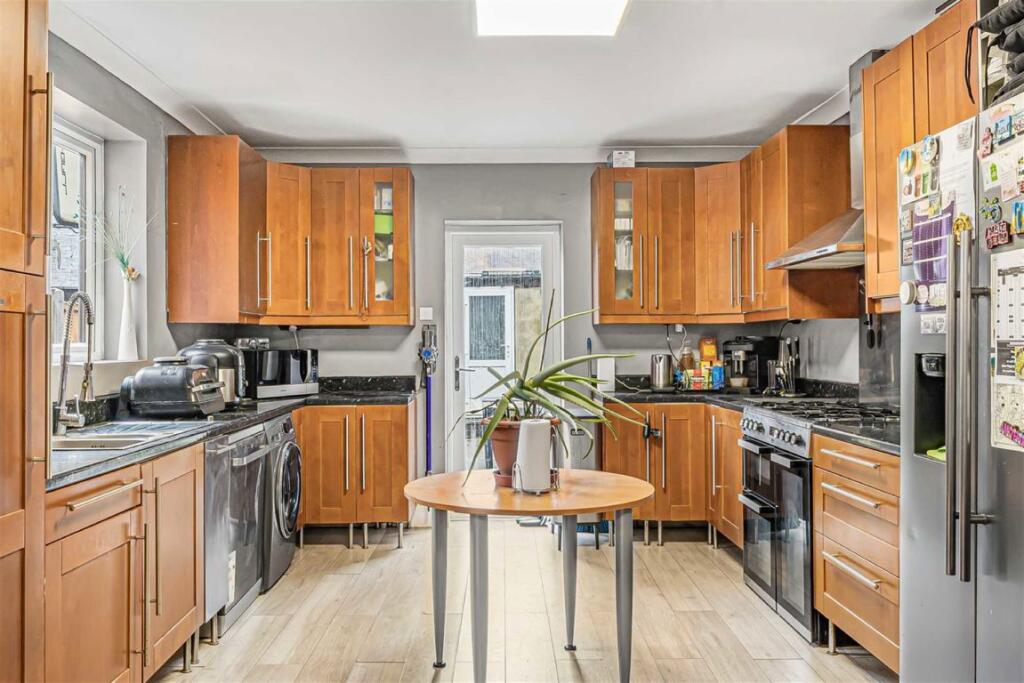 House in London - View 4
