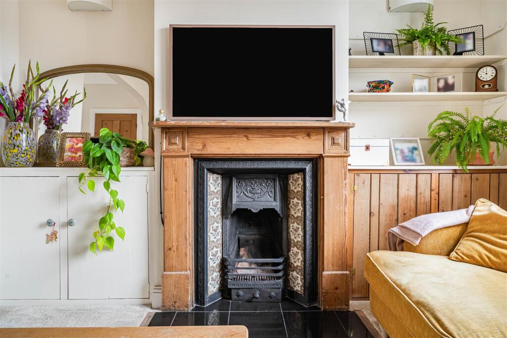 House in St Albans, Townsend - More