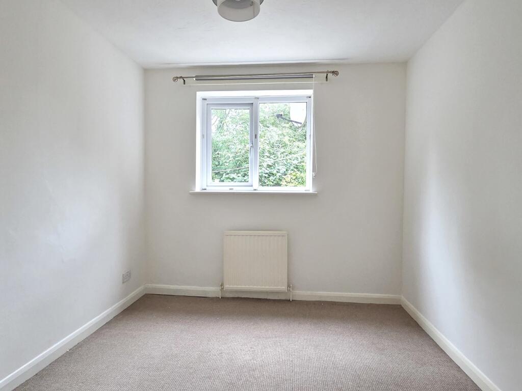 Manor Close, Glastonbury, BA6 photo 4