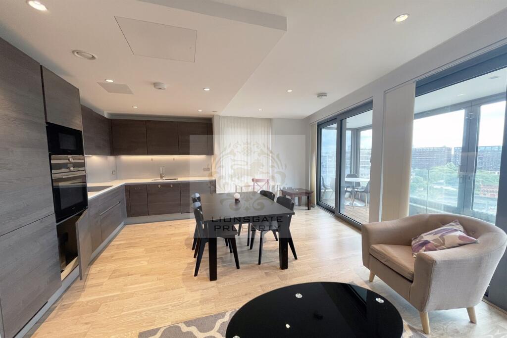 Main image of property: Onyx Apartments, Camley Street, Kings Cross, N1C