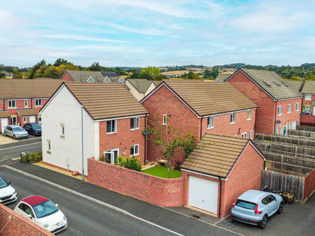 House in Taunton - View 2