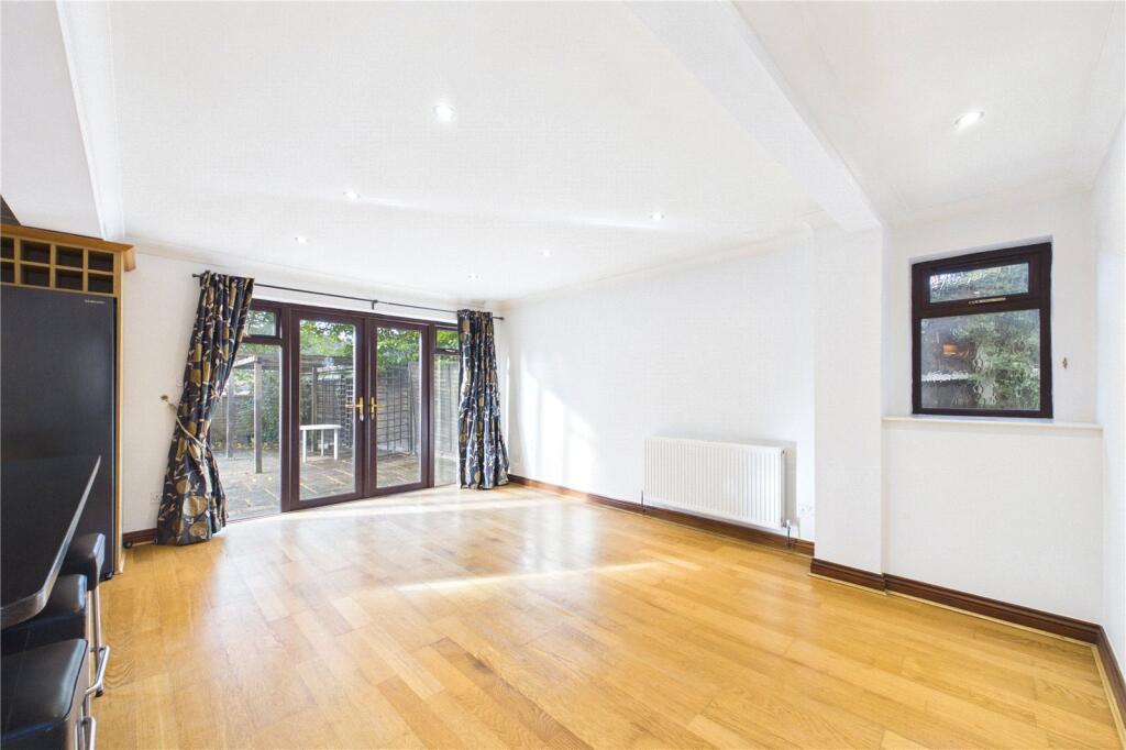 House in Reading - View 3
