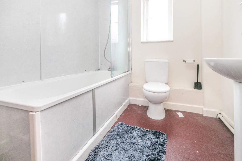 4 bedroom detached house for rent