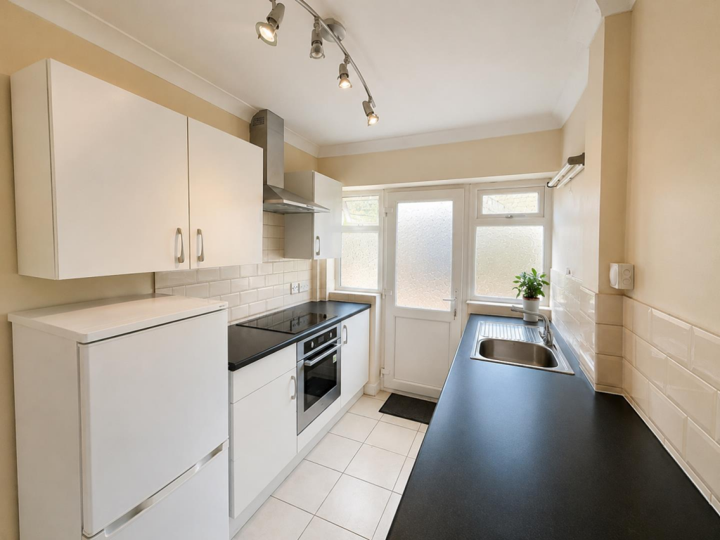House in Twickenham - View 4