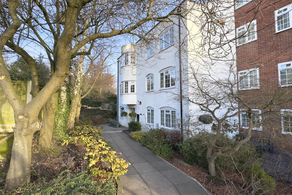 Main image of property: Tatton Court, King Street, WA16
