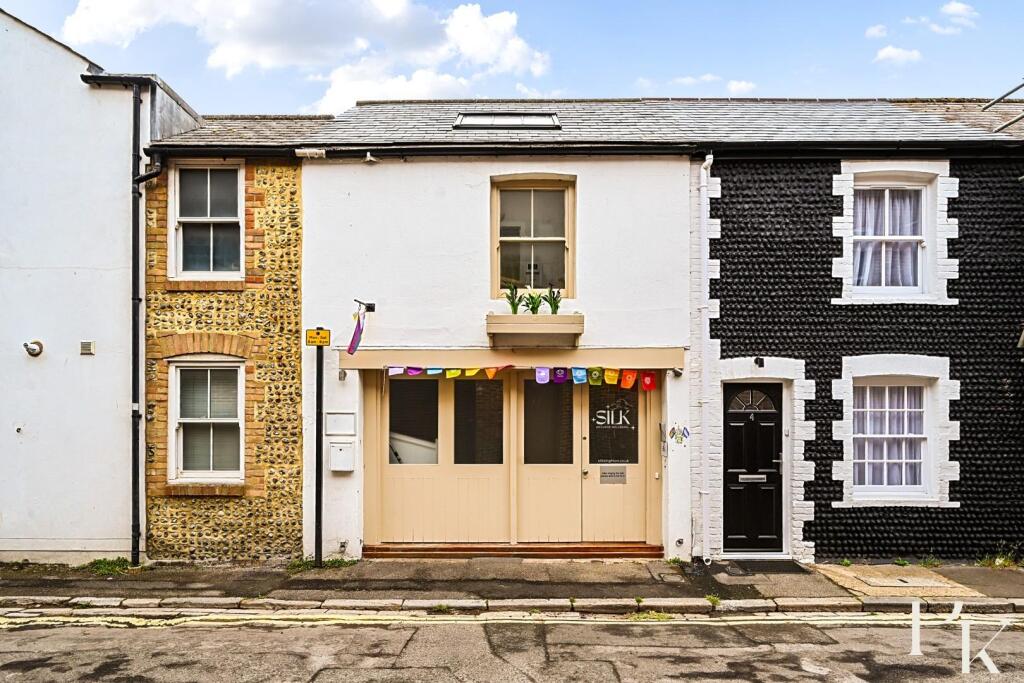 Main image of property: Queens Place, Brighton