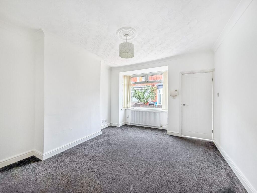 House in Hull - View 3