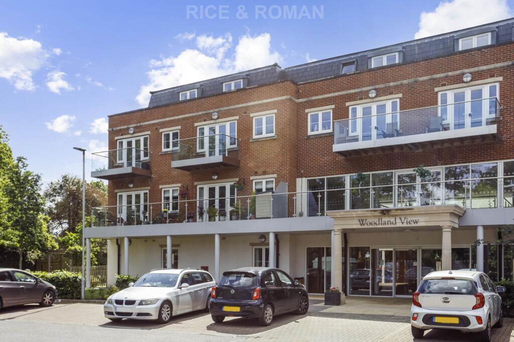 Apartment in Sunningdale, Windsor and Maidenhead
