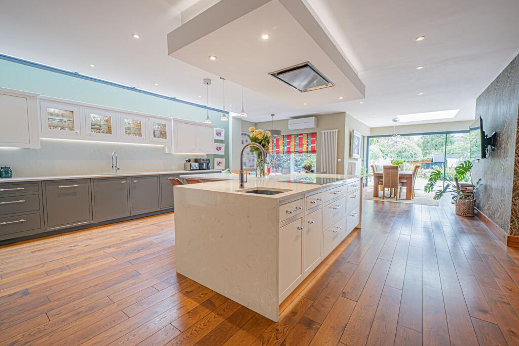Station Road, Knowle, B93 photo 4