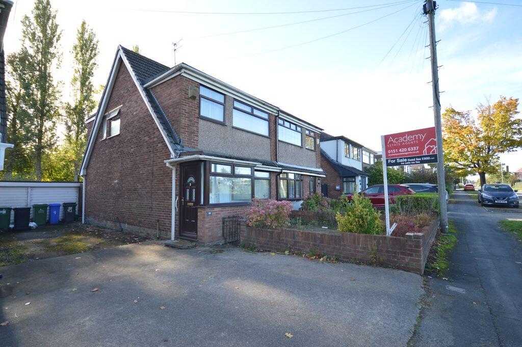 3-bed semi-detached on Dundalk Road, Widnes, £185,000