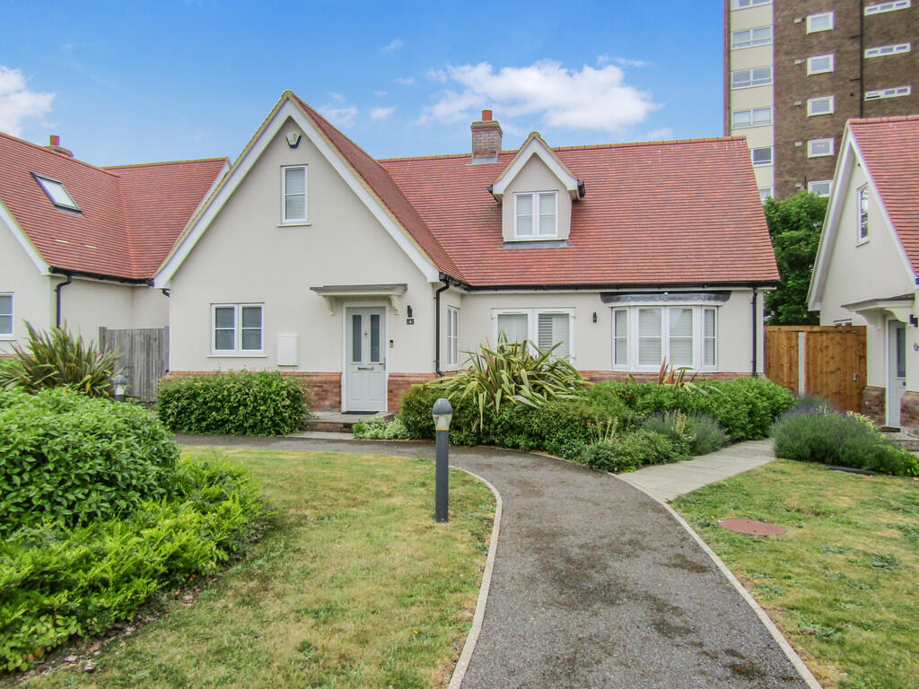 Main image of property: Fourth Avenue, Frinton-on-Sea