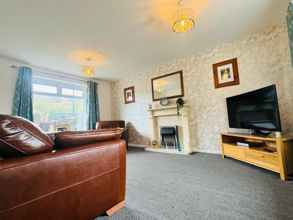 Pentland Avenue, TS12 photo 2