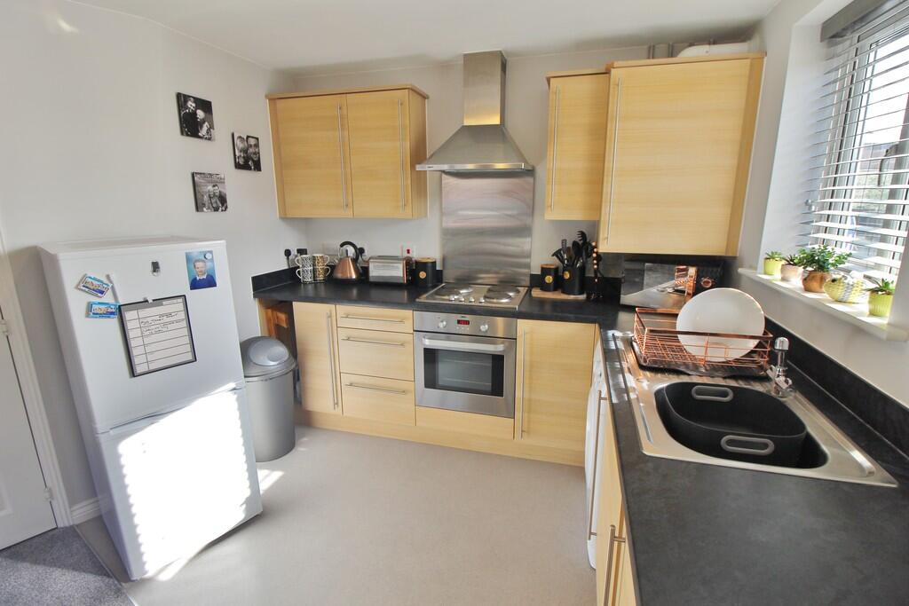 Apartment in Portsmouth - View 3