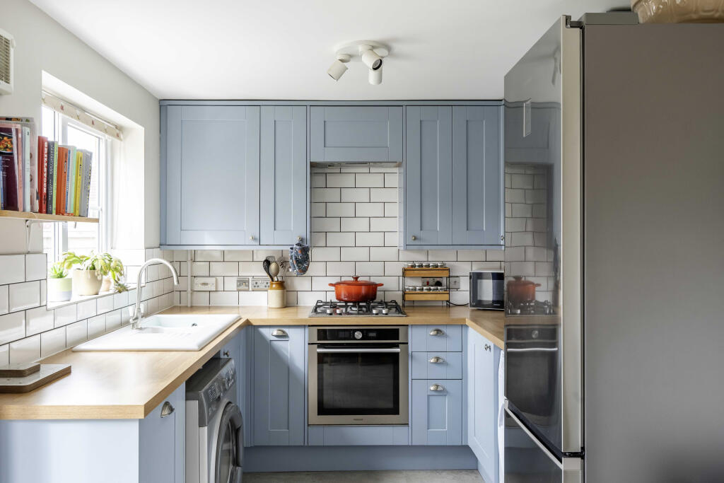 House in Bristol, Lyde Green, Emersons Green - View 3