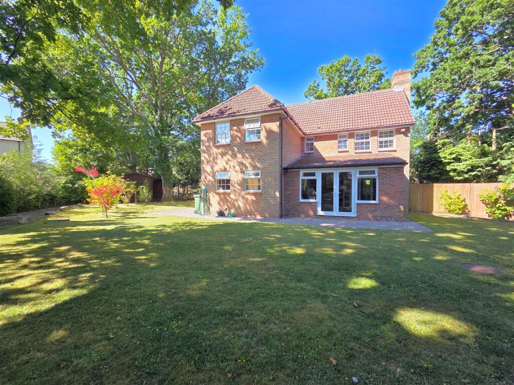 House in Fareham, Hampshire - View 4