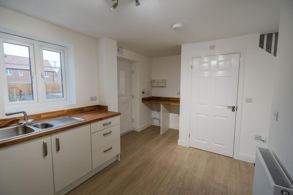 Curlew Road, Boston, PE21 photo 4