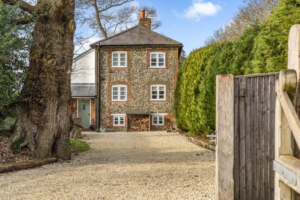 Main image of property: Port Hill, Nettlebed