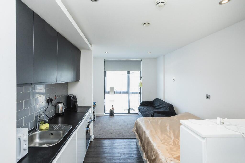Hodgson Street, Sheffield, S3 - View 4