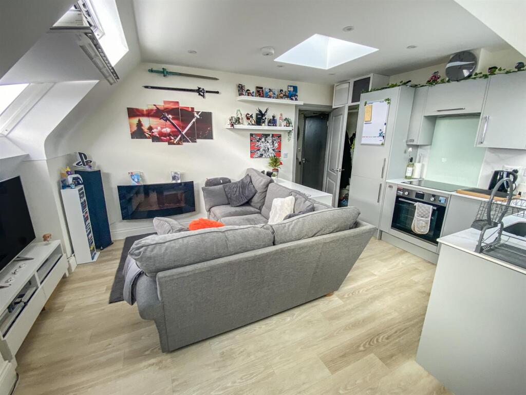 Additional image 4 of Good Road, Poole