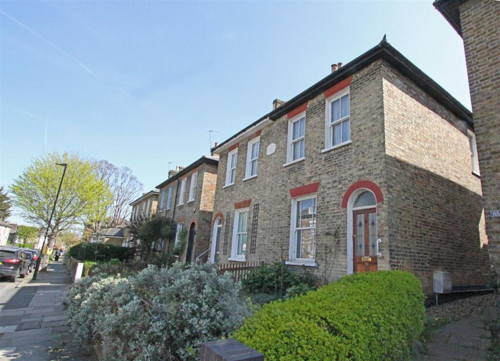 Main image of property: Nightingale Road, London