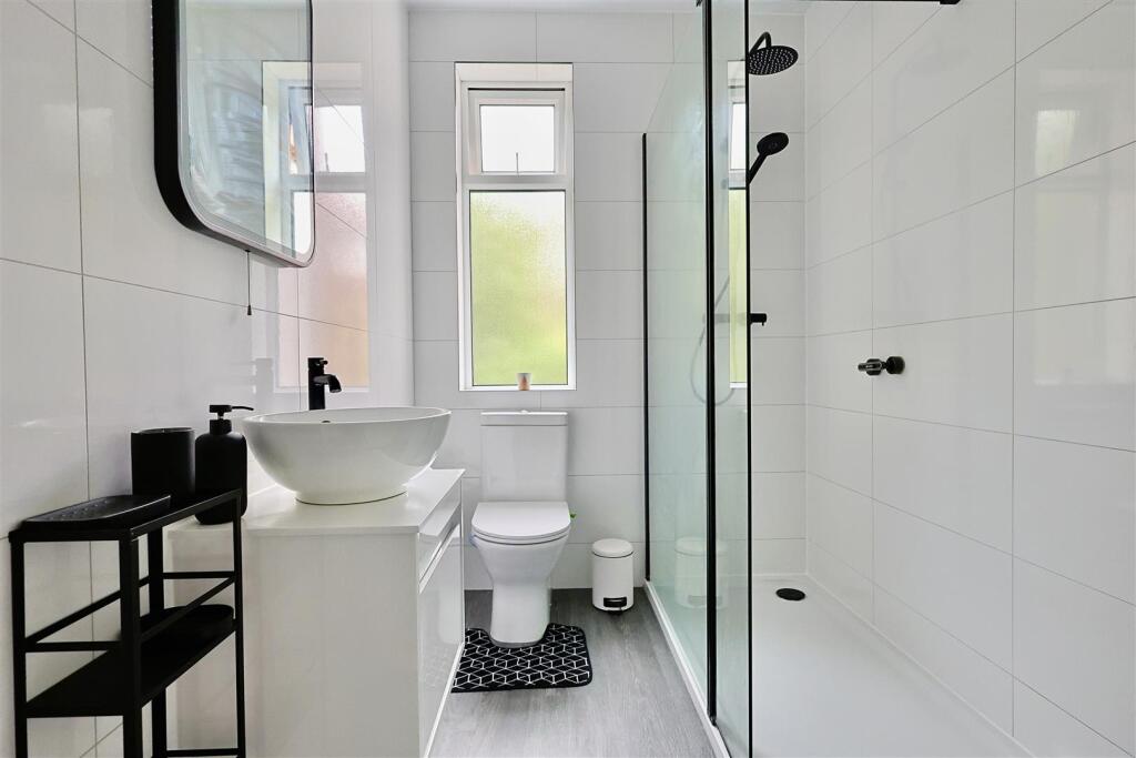 Ferndene Grove, High Heaton, Newcastle Upon Tyne NE7 photo 3