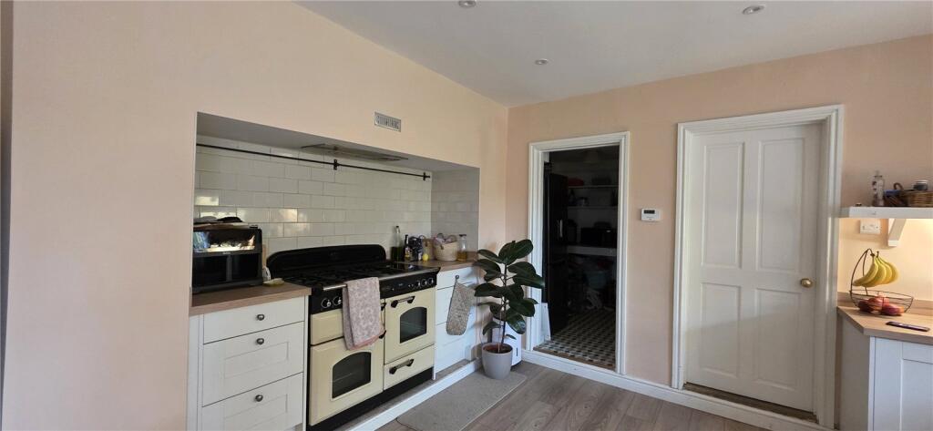 House in Shrewsbury - View 3
