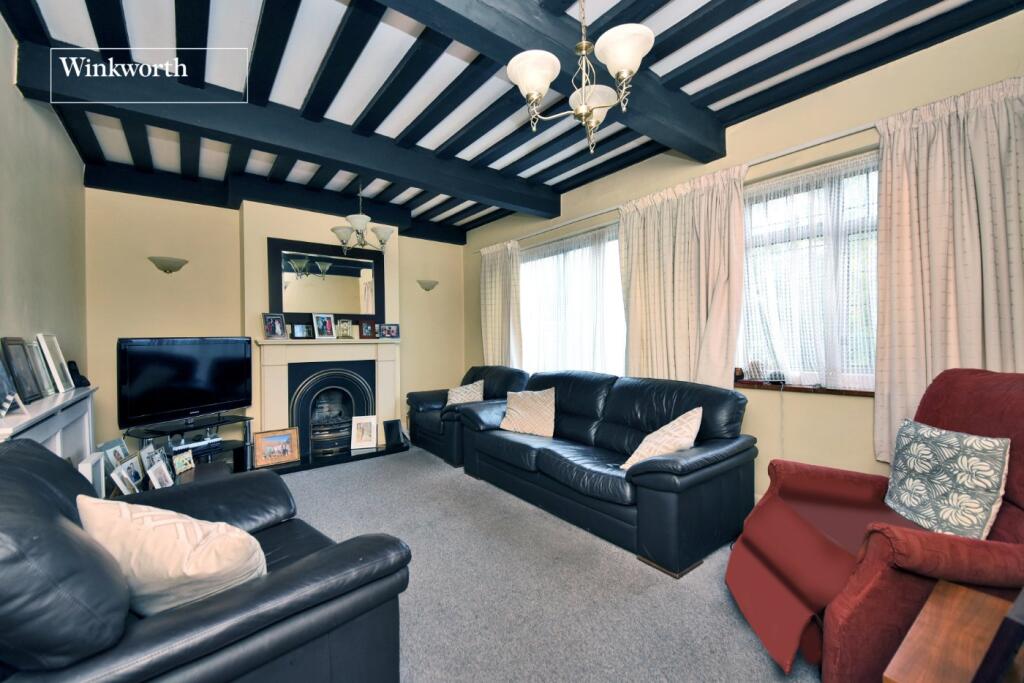 House in Sutton - View 3