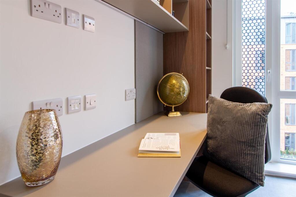 1 bedroom flat share for rent