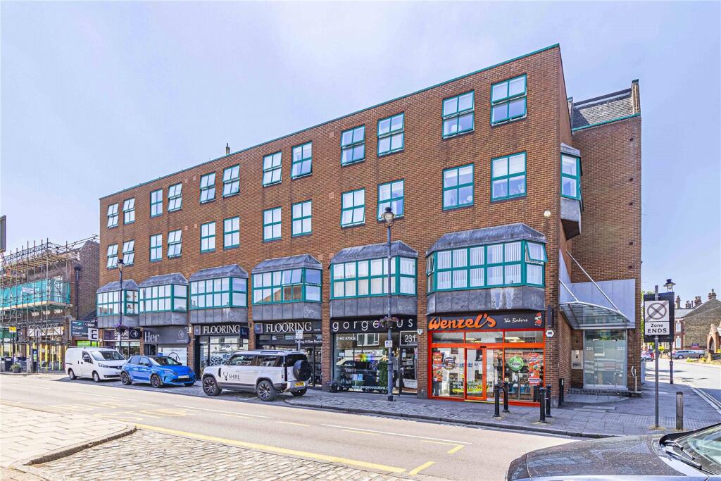 Main image of property: High Street, Berkhamsted, Hertfordshire, HP4