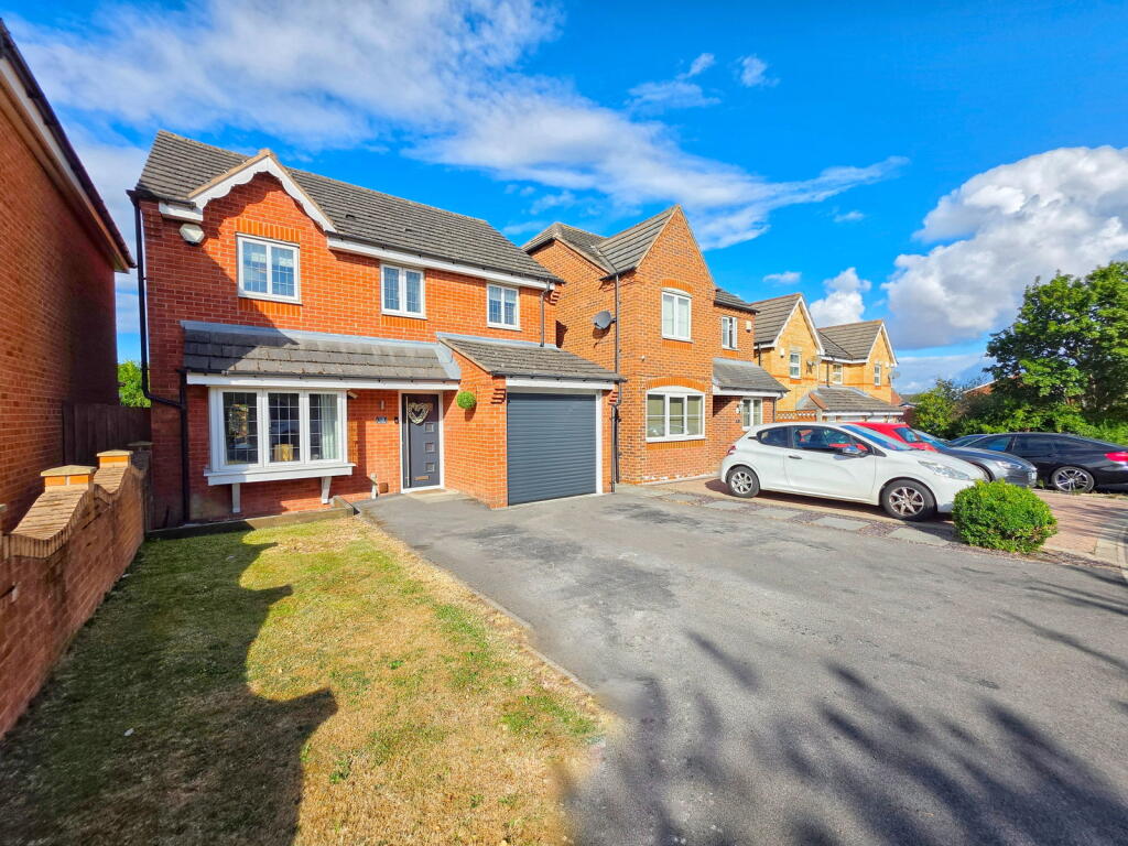 Main image of property: Tor Close, Barnsley, S71 1XS
