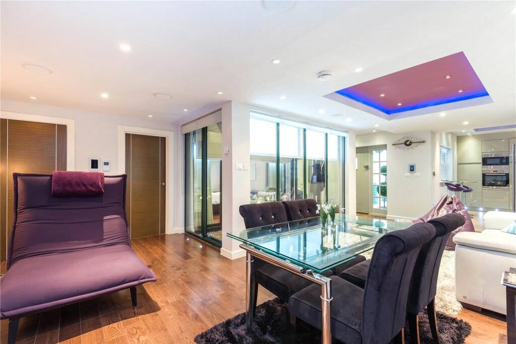 House in London, City of Westminster - View 3