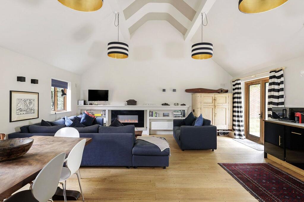 House in Stratford-on-Avon, Roughborough, Stretton on Fosse - View 2