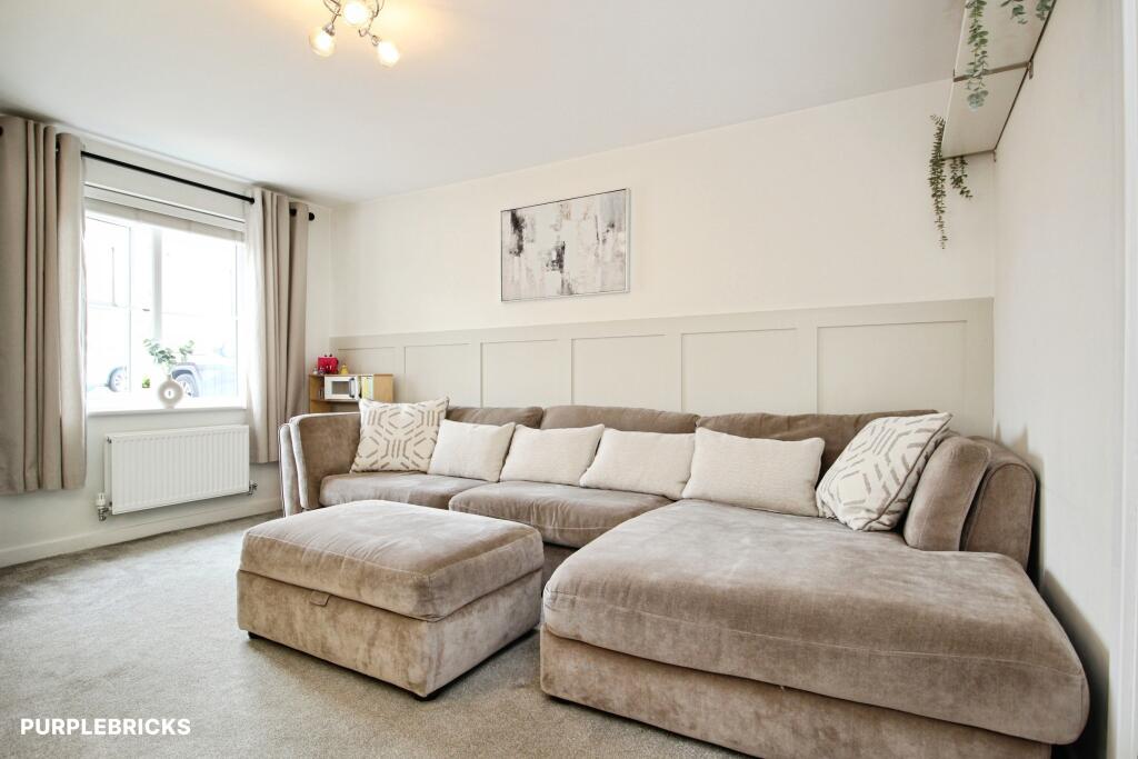 House in Wakefield - View 5