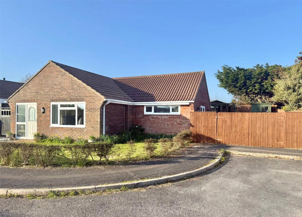 Main image of property: Grebe Close, Milford on Sea, Lymington, Hampshire, SO41