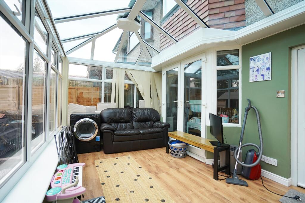 House in Morecambe, Bare - View 5