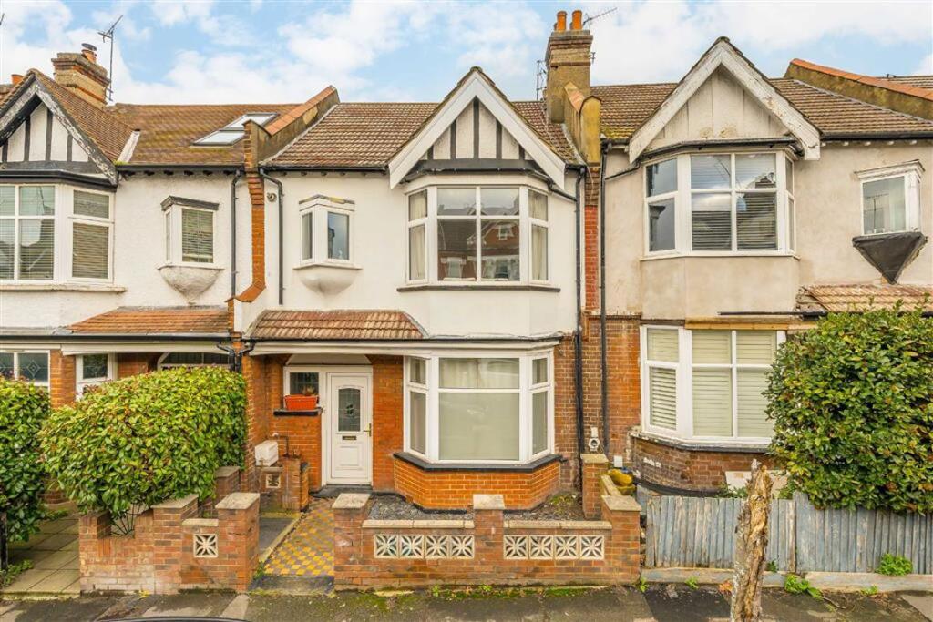 Main image of property: Dumbarton Road, Brixton Hill