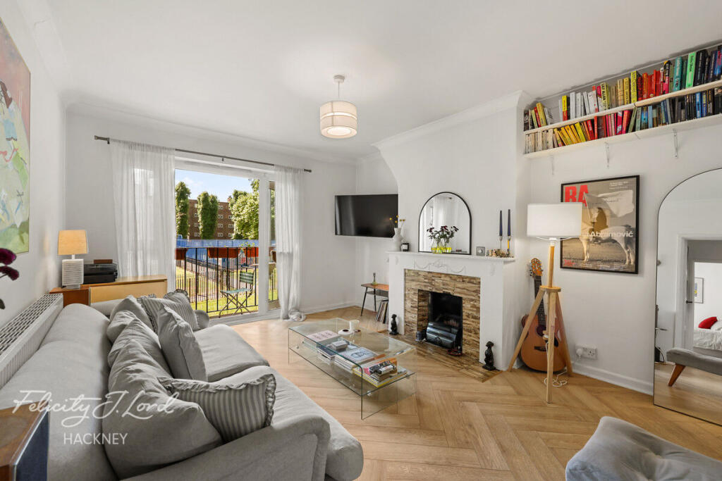 Main image of property: Queensbridge Road, London E2
