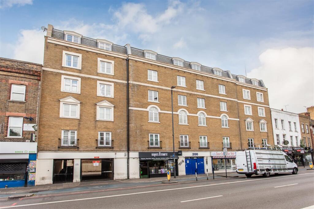 Main image of property: Green Court House, Stepney Green E1